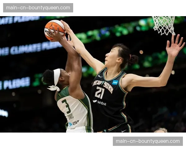 边路进攻效率研究：WNBA球队如何优化传中时机与角度选择